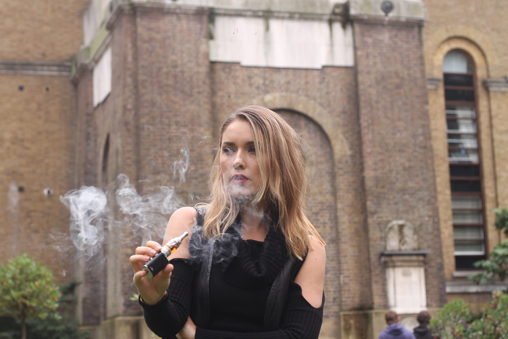 Could Vaping Regulations Be Relaxed in the UK?